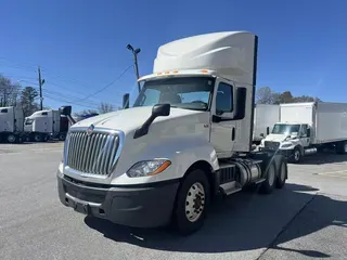 2023 International LT625