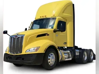 2022 Peterbilt 579