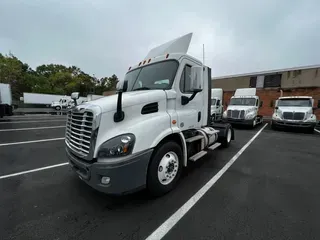 2016 Freightliner CASCADIA 113
