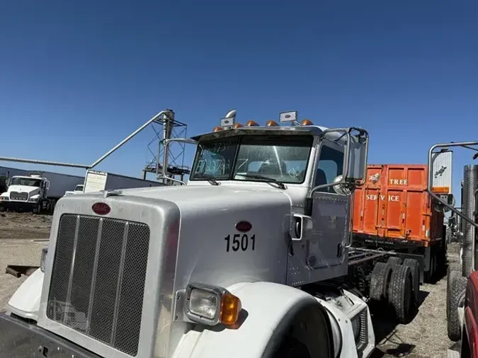 2014 PETERBILT 365