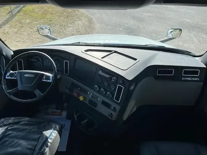 2019 Freightliner Cascadia