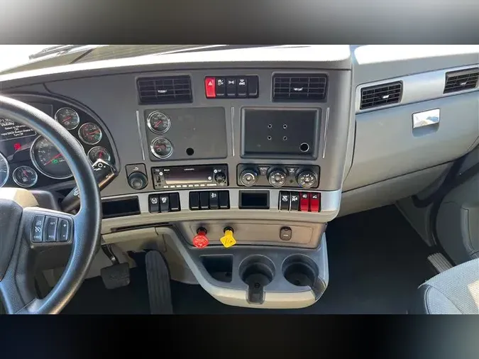 2021 KENWORTH T680