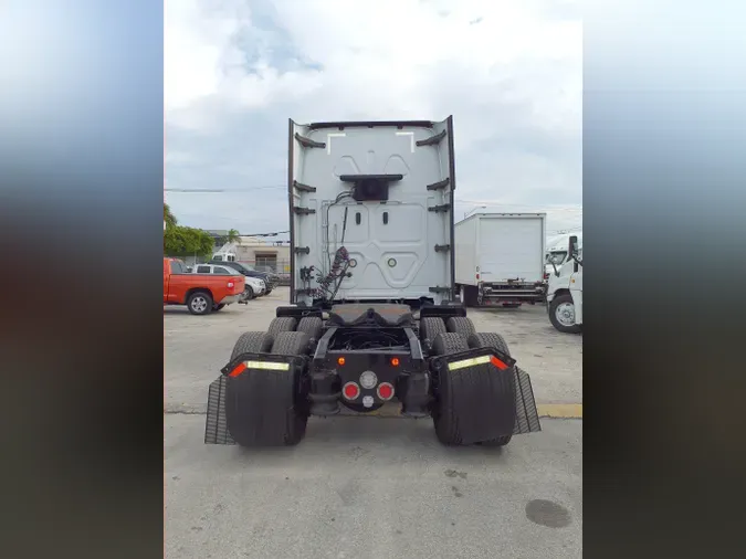 2019 FREIGHTLINER/MERCEDES CASCADIA 125