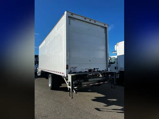 2019 FREIGHTLINER/MERCEDES M2 106