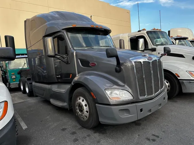 2020 Peterbilt 579