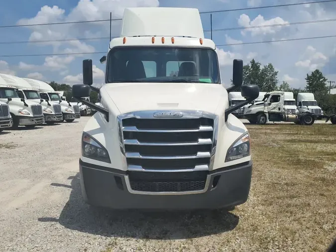 2020 FREIGHTLINER/MERCEDES NEW CASCADIA 126a4c7c81da4dfcb0efd8dc63ebe45e039