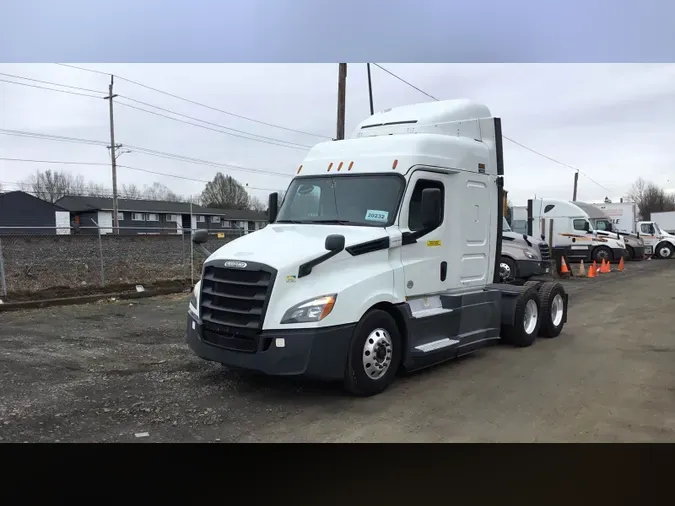 2020 Freightliner Cascadia