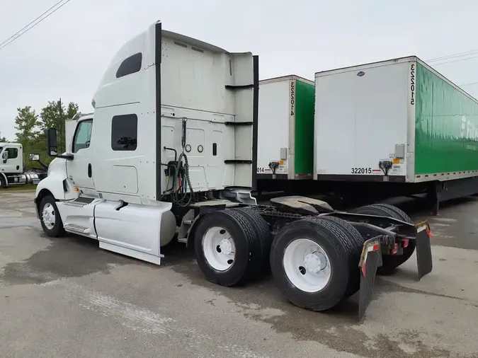 2019 NAVISTAR INTERNATIONAL LT625 SLPR CAB