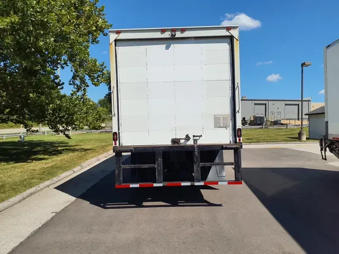 2021 FREIGHTLINER M2 106