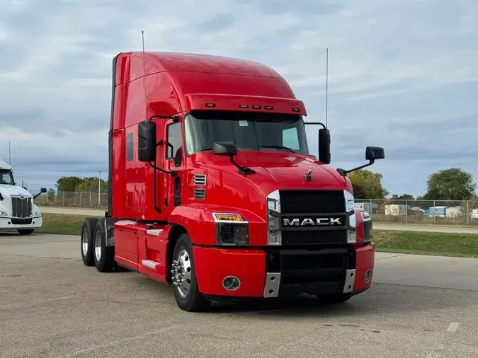 2019 MACK ANTHEM