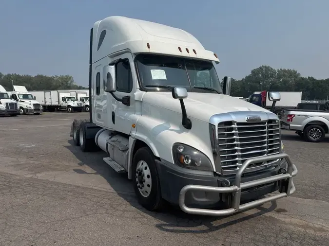 2019 FREIGHTLINER/MERCEDES CASCADIA 125a4d486f1787d1aeffce0cb53e443bcd4