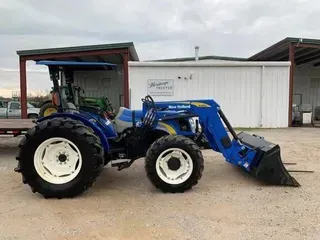2012 New Holland T4030