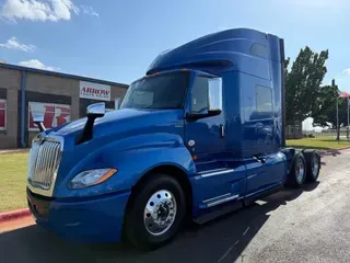 2020 INTERNATIONAL LT
