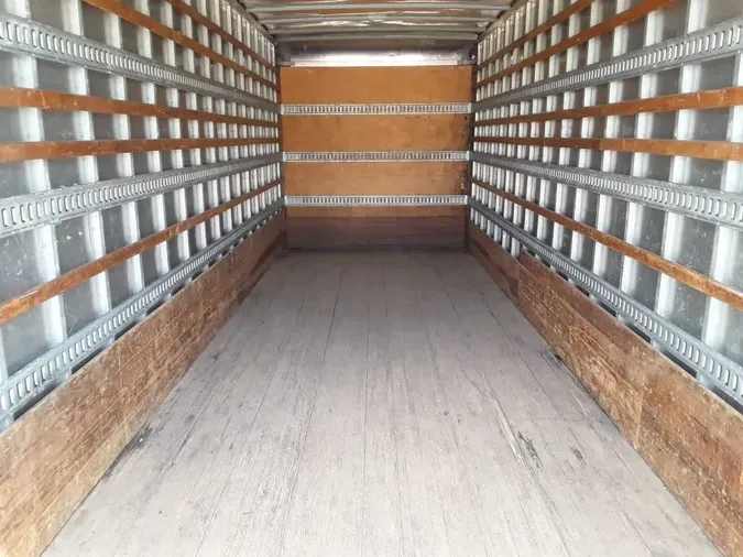 2016 FREIGHTLINER M2 106