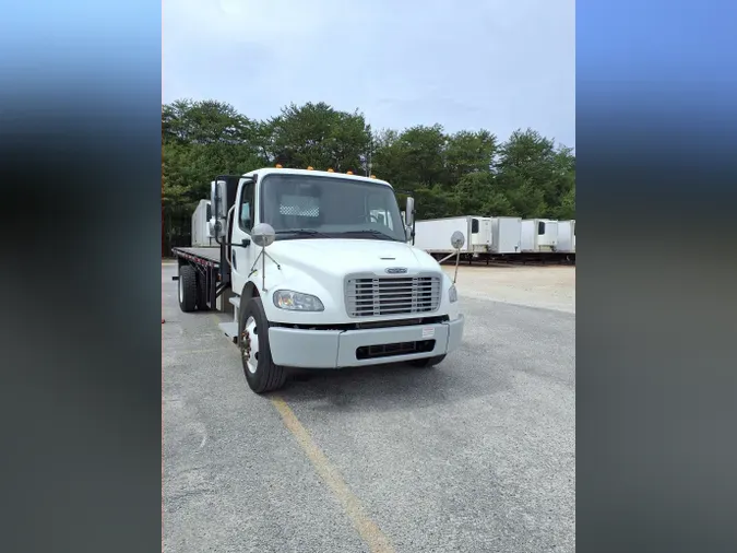 2017 FREIGHTLINER/MERCEDES M2 106