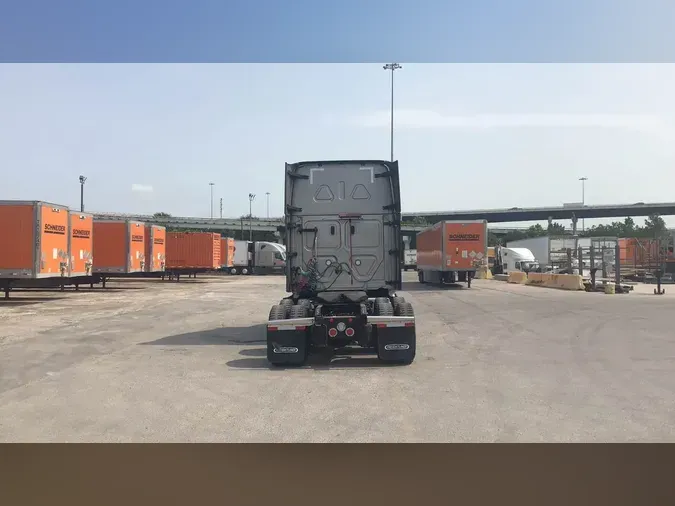 2024 Freightliner Cascadia 126a4e4da48aabde7bafb5dd1aafb6d4f08