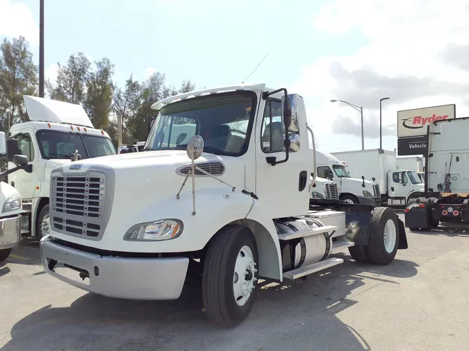 2016 FREIGHTLINER/MERCEDES M2 112a4e65678ba59717db2acedb063a04062