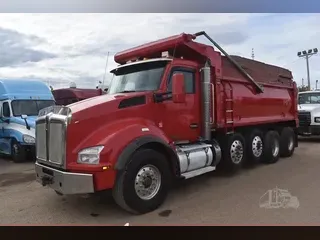 2016 KENWORTH T880