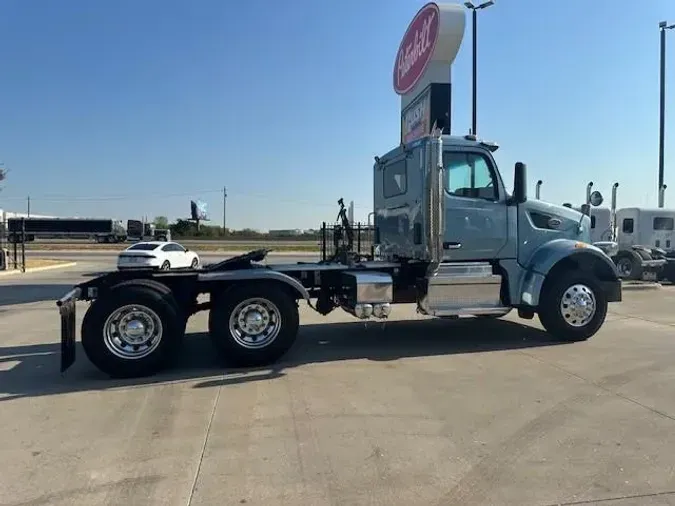 2022 Peterbilt 567