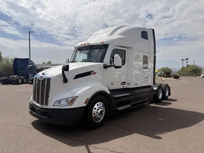 2022 Peterbilt 579