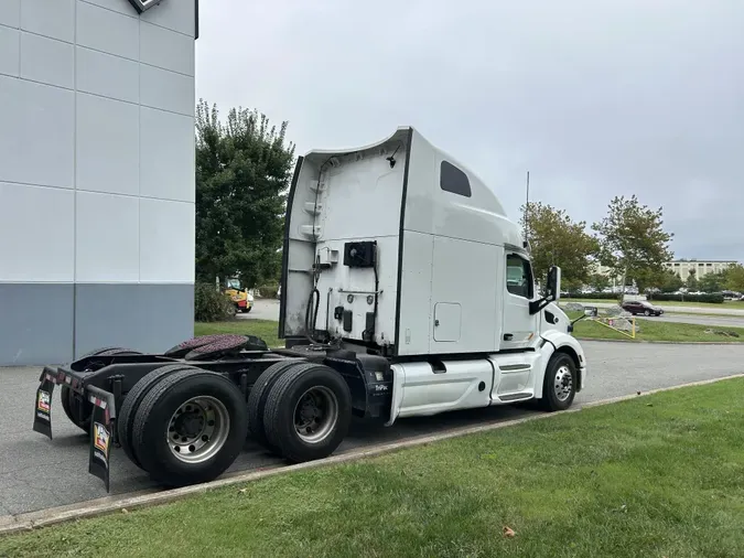 2022 Peterbilt 579