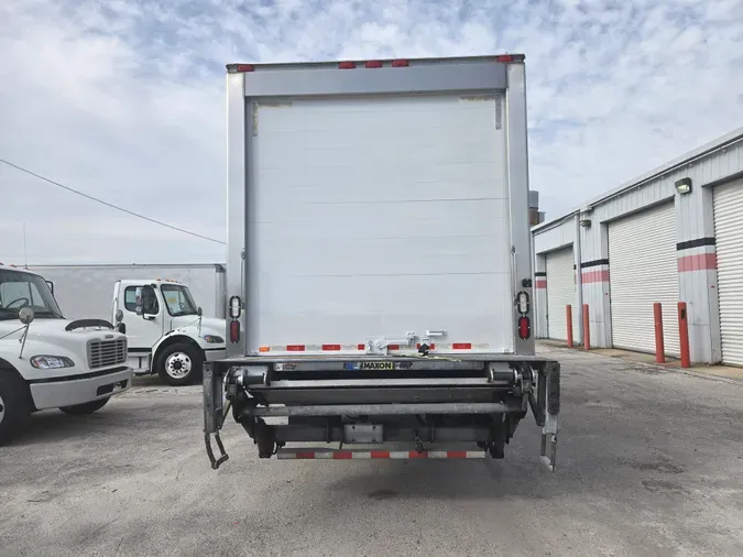 2018 FREIGHTLINER/MERCEDES M2 106