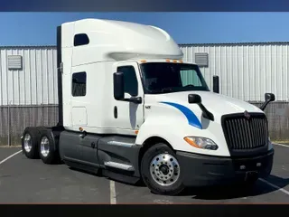 2021 INT LT625 6x4