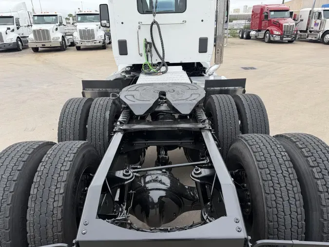 2023 Peterbilt 567