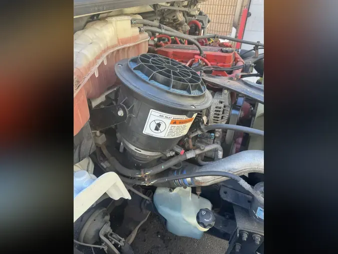 2019 FREIGHTLINER/MERCEDES M2 106