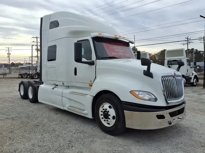 2020 NAVISTAR INTERNATIONAL LT625 SLPR CAB