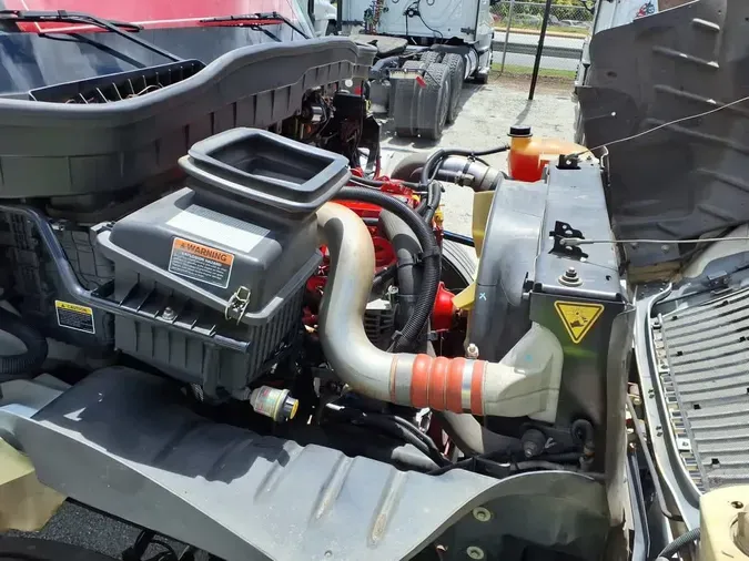 2019 NAVISTAR INTERNATIONAL MV607 (4X2)