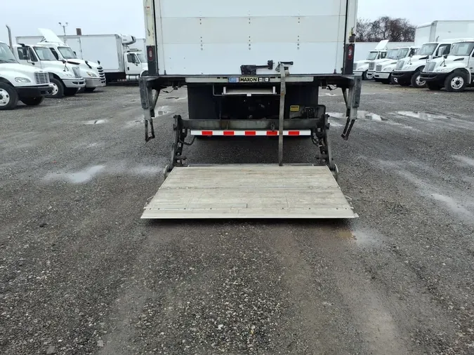 2018 FREIGHTLINER/MERCEDES M2 106