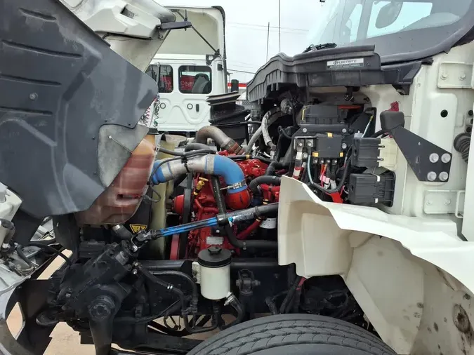 2019 NAVISTAR INTERNATIONAL 4300