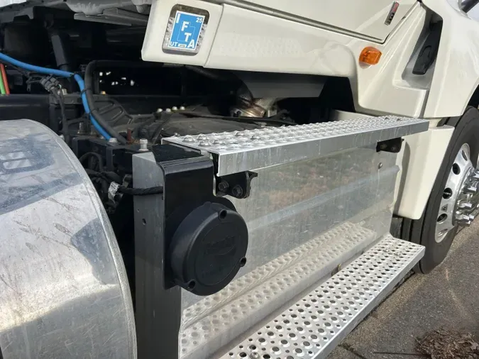 2025 International LT625