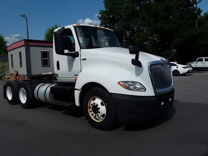 2020 NAVISTAR INTERNATIONAL LT625 DAYCAB T/A