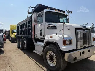 2016 WESTERN STAR 4700