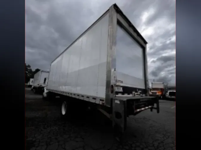 2019 FREIGHTLINER M2 106