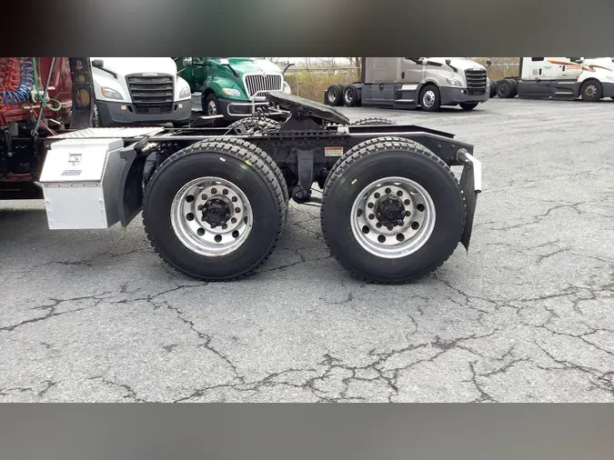 2022 Freightliner Cascadia 126a51ad21cf277b8142f0c274e692598de