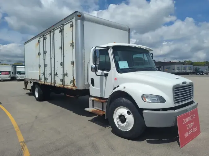 2018 FREIGHTLINER M2 106