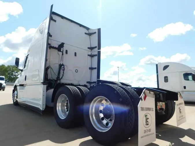 2020 Freightliner New Cascadia 126