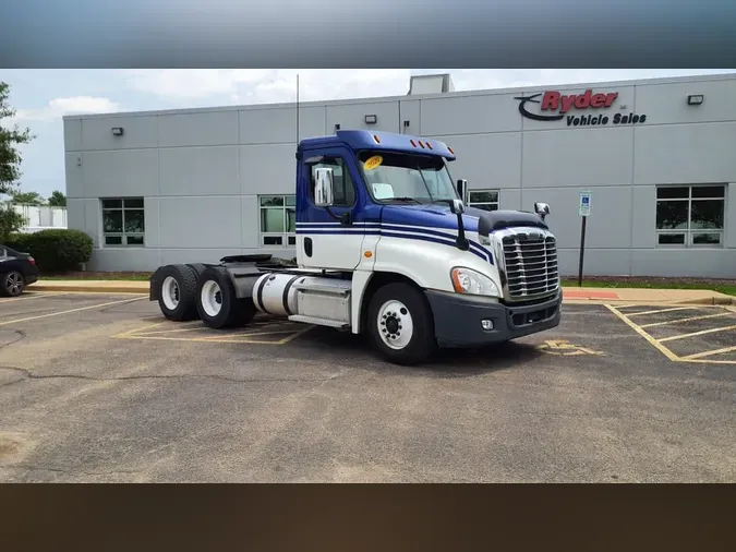 2020 FREIGHTLINER/MERCEDES CASCADIA 125a5205ca70cb3c81d01aea91ffeba5bfe