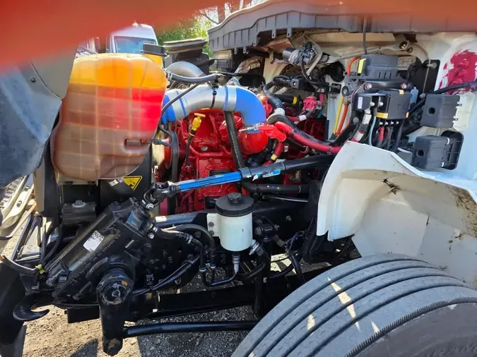 2019 NAVISTAR INTERNATIONAL 4300