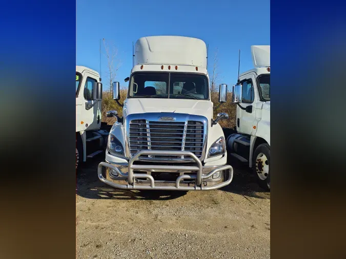 2020 FREIGHTLINER/MERCEDES CASCADIA 125