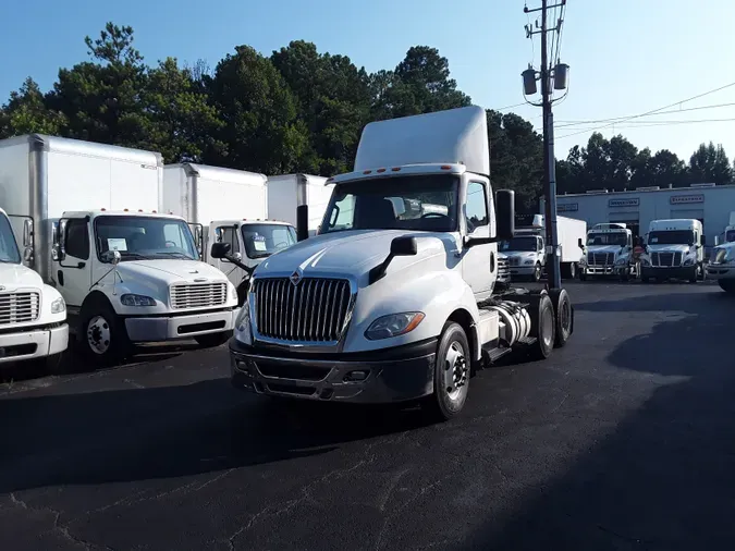 2018 NAVISTAR INTERNATIONAL LT625 DAYCAB T/A