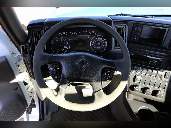2019 INT LT625 6x4