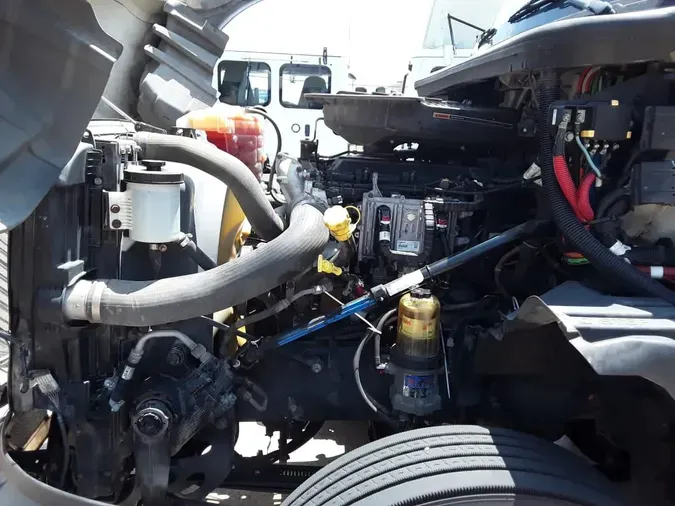 2018 NAVISTAR INTERNATIONAL LT625 DAYCAB T/A