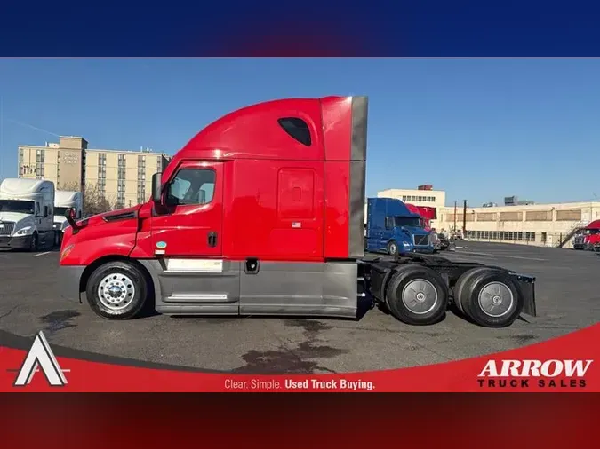 2022 FREIGHTLINER CA126