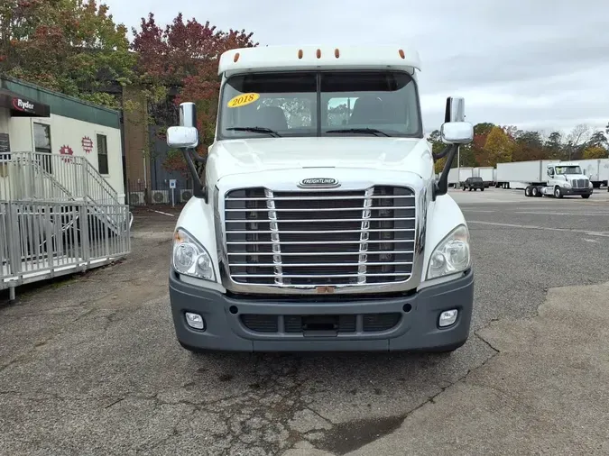 2018 FREIGHTLINER/MERCEDES CASCADIA 125a52ffa32b53a265c31a6ad321afb5414