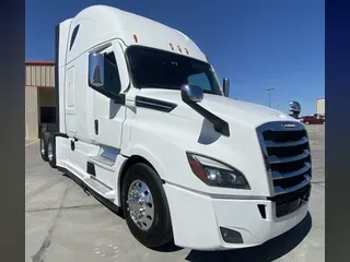 2021 Freightliner Cascadia 126