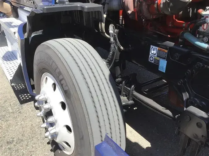 2021 KENWORTH T680a534779bab0ee2bbd0c7f6439ba863d4